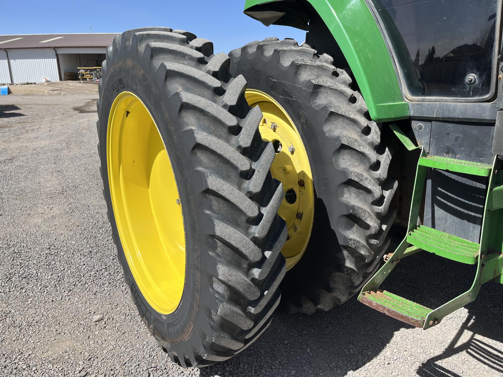 ./imagenes/INVOICE/2019/17576/TRACTOR JOHN DEERE 7800 (14).JPG